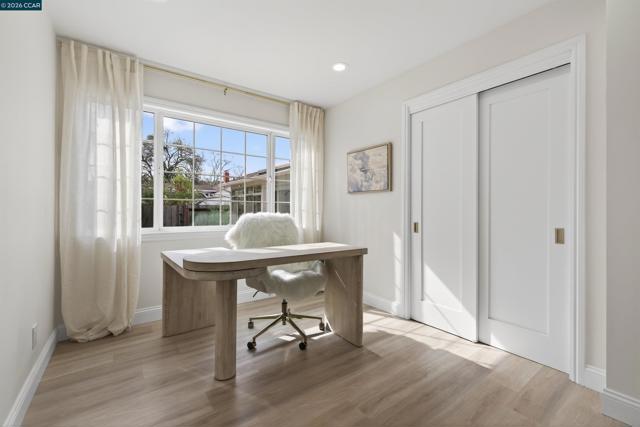 Image 12 of 41 For 1656 Foothill Park Circle