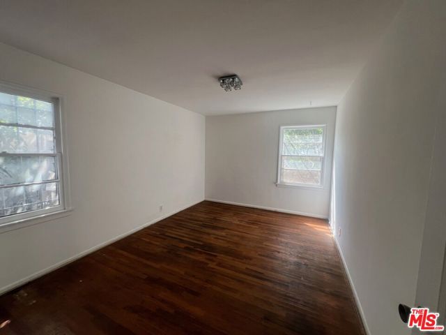 2433 Mckinley Avenue photo 6