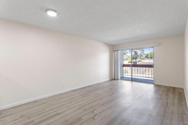 288 Whitmore Street, Oakland CA: https://media.crmls.org/mediaz/af91134a-52d0-4646-a0f3-df078f9d92cc.jpg