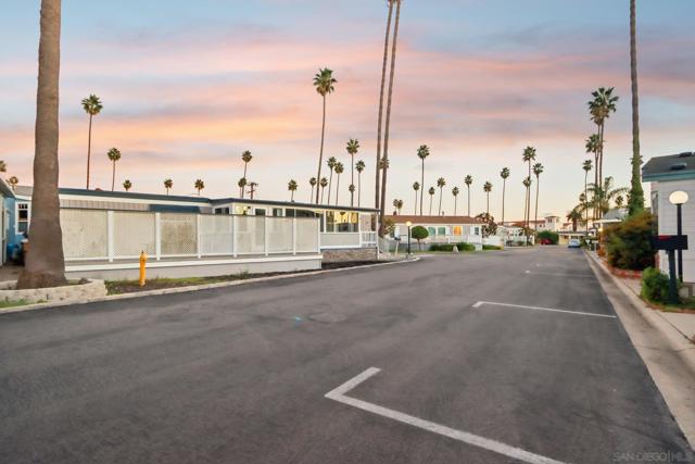 1215 Anchors Way Drive, Ventura CA: https://media.crmls.org/mediaz/af914bb5-dea9-40dc-ac14-a5d60329aff2.jpg