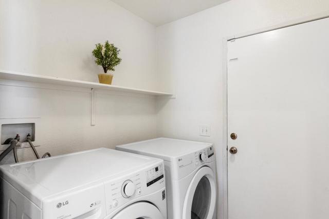 83560 Lapis Drive, Coachella CA: https://media.crmls.org/mediaz/af9155a7-e70a-4652-9372-894d5c7001e1.jpg