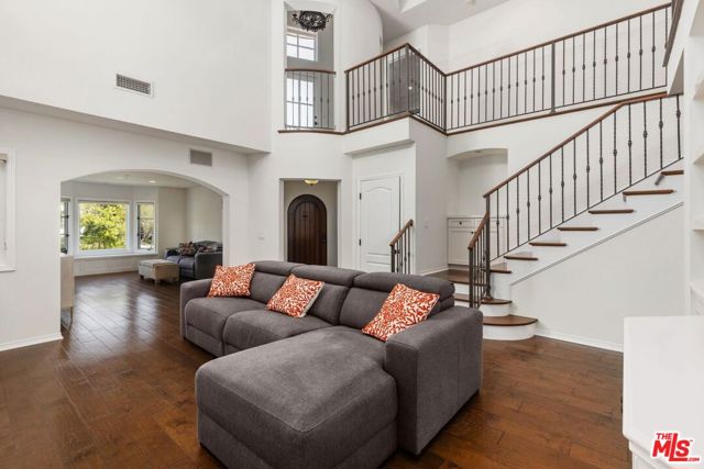 1024 25th Street photo 2