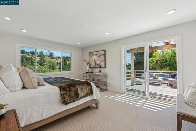 70 Lost Valley Dr, Orinda CA: https://media.crmls.org/mediaz/af924cbf-c516-4720-a7a2-8dd2f3e36d26.jpg