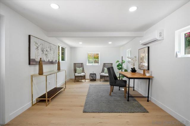 1041 Angelo Dr, National City CA: https://media.crmls.org/mediaz/af9270da-99bb-4209-99e4-528b06930061.jpg