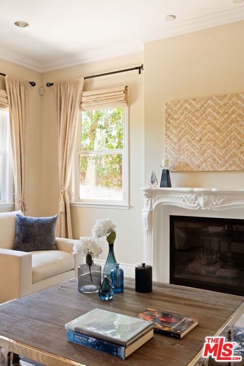 11925 Charnock Road, Los Angeles CA: https://media.crmls.org/mediaz/af929301-3655-48f6-adb5-9ec655a223eb.jpg