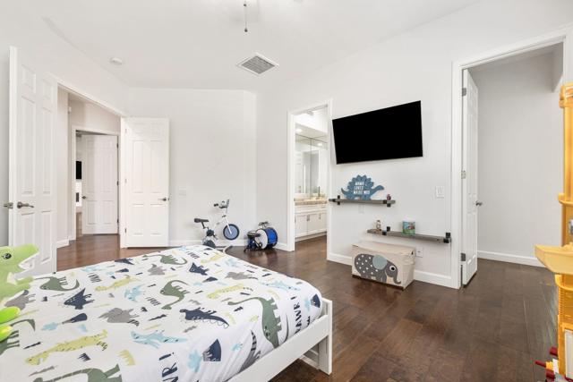 19 Sherwood Road, Rancho Mirage, CA 92270