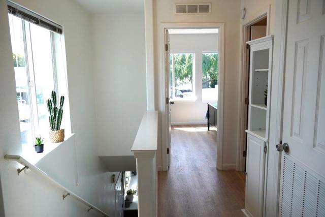 14685 Oka Road, Los Gatos CA: https://media.crmls.org/mediaz/af93ac2e-5f74-4a1b-8be1-404eae812f2d.jpg