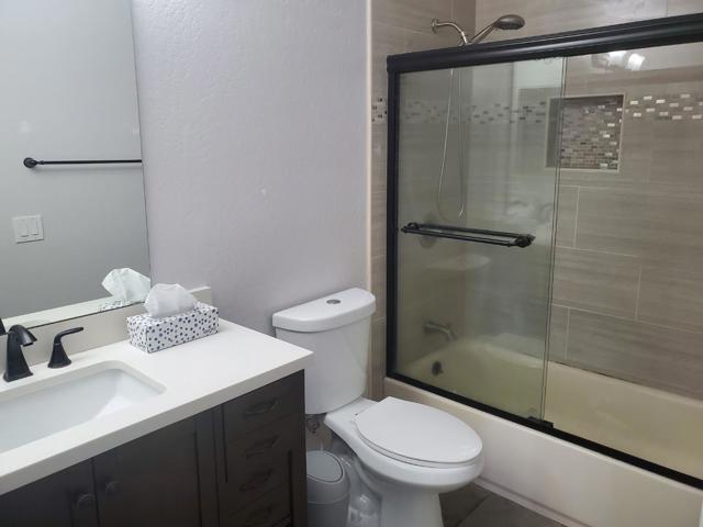 16451 Saratoga Street, San Leandro CA: https://media.crmls.org/mediaz/af945827-1720-437f-ba50-2fc3eecb4cb7.jpg