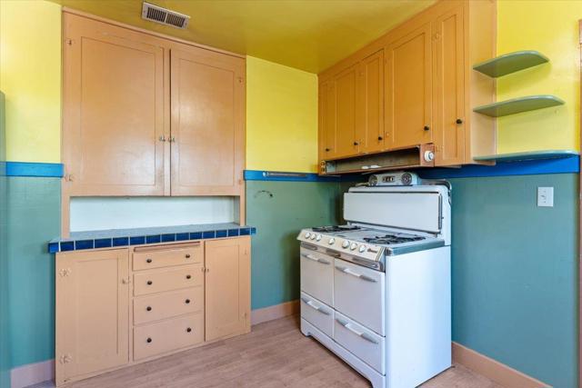 806 Seabright Avenue, Santa Cruz CA: https://media.crmls.org/mediaz/af94b311-9a2b-4a2d-9f8a-6378f6c8ddd4.jpg