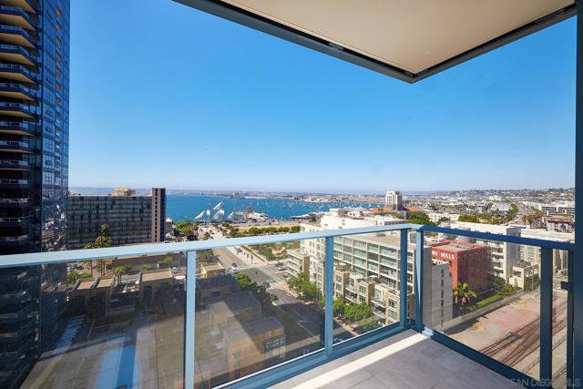 1388 Kettner Blvd, San Diego CA: https://media.crmls.org/mediaz/af95678f-5987-49e3-8214-7e7075f6a56c.jpg