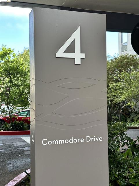 4 Commodore, Emeryville, California 94608, 1 Bedroom Bedrooms, ,1 BathroomBathrooms,Condominium,For Sale,Commodore,41063763