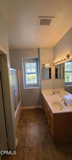 Detail Gallery Image 11 of 18 For 600 Flathead River St, Oxnard,  CA 93036 - 3 Beds | 2/1 Baths