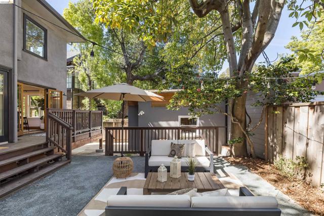 Image 25 of 41 For 3208 Claremont Ave