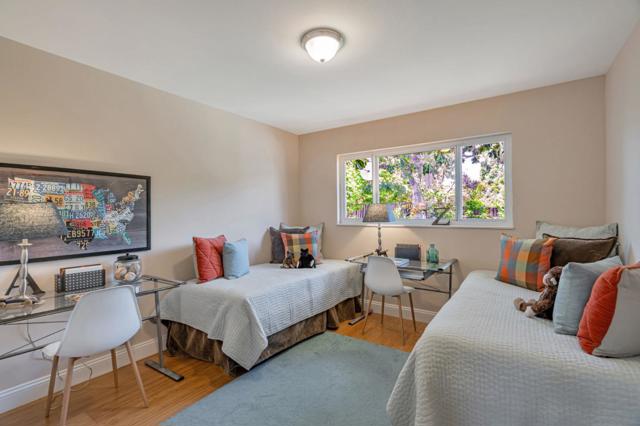 1728 Peartree Lane, Mountain View CA: https://media.crmls.org/mediaz/af97ad37-208c-4d54-83f6-9c324a830217.jpg