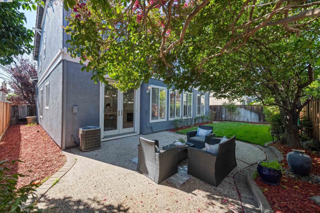 4667 Myrtle Dr, Dublin CA: https://media.crmls.org/mediaz/af98409d-2cbf-46ca-8d56-5a8c6b3a4498.jpg