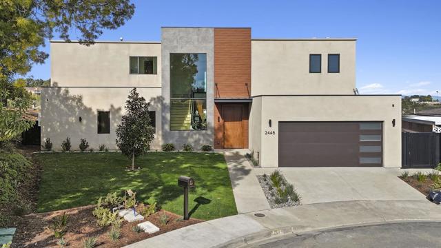 2448 Sagebrush Ct, La Jolla CA: https://media.crmls.org/mediaz/af98776d-d507-4c23-a984-4b0521724a8e.jpg