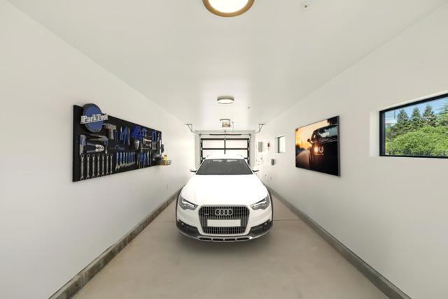 1127 Hillslope Place, Los Altos CA: https://media.crmls.org/mediaz/af98f4e0-f01c-4e3b-a0c8-21c6bc15fd5d.jpg