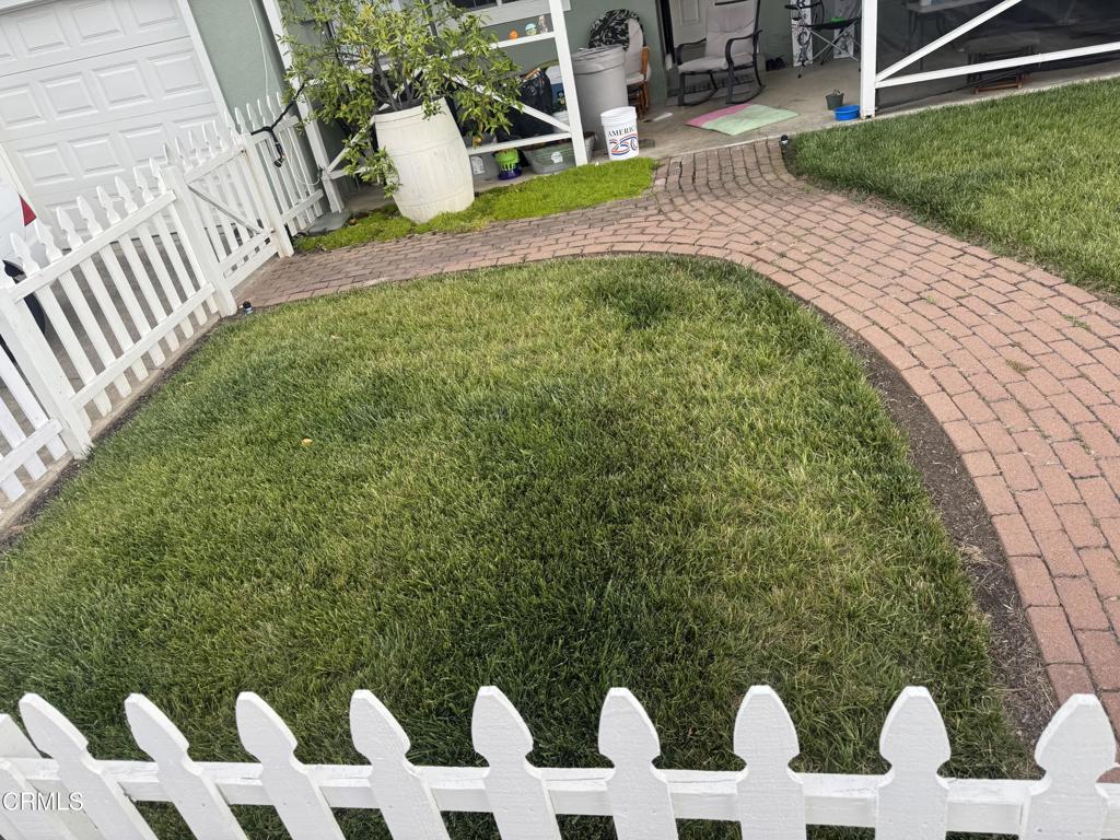 https://media.crmls.org/mediaz/af9a0b45-9eff-44bd-aa01-ad4ca04074a1.jpg?preset=X-Large