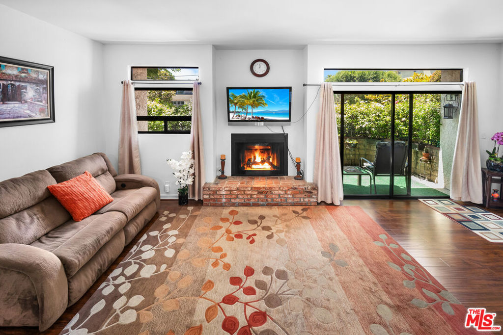 11911 Magnolia Boulevard #7
