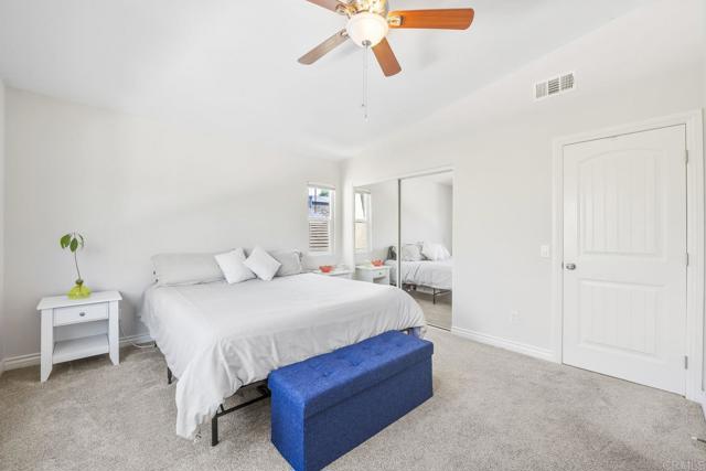 Detail Gallery Image 19 of 36 For 4867 Seascape Dr, Oceanside,  CA 92057 - 4 Beds | 3 Baths