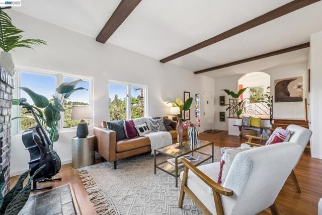 Image 15 of 60 For 491 Vincente Avenue