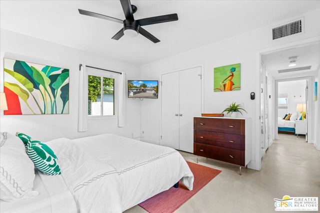 2324 N Girasol Avenue, Palm Springs, CA 92262