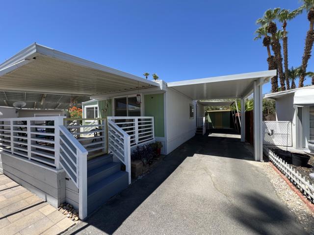 3 Sand Creek, Cathedral City CA: https://media.crmls.org/mediaz/af9c7f90-1c05-4be0-b4f0-809ac9575453.jpg