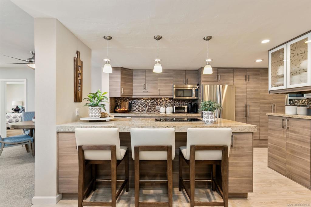 3940 Gresham St - photo 8