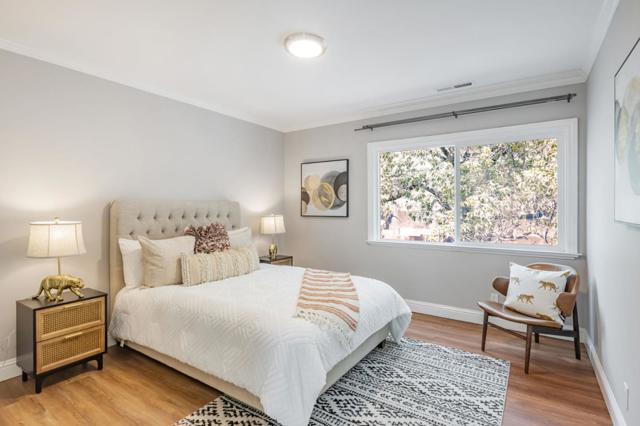 2328 Le Conte Avenue, Berkeley CA: https://media.crmls.org/mediaz/af9cbc11-505d-472e-a133-42ff00c376c7.jpg