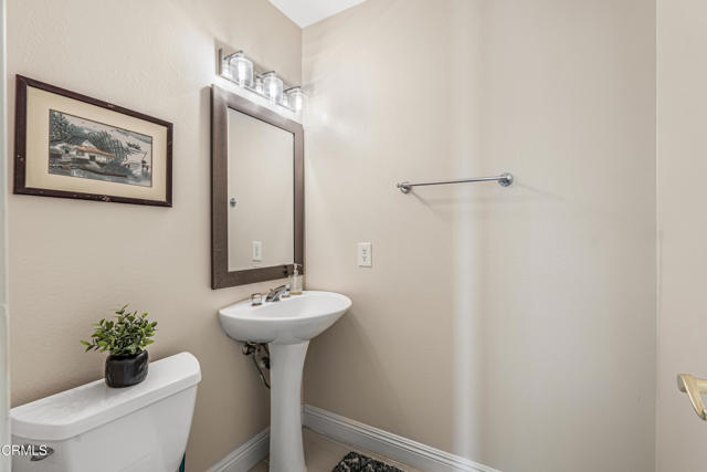 1449 La Culebra Circle, Camarillo CA: https://media.crmls.org/mediaz/af9cd275-7df3-40a1-adfe-cb62b6c8f8d4.jpg