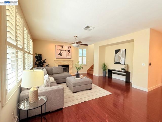 Image 14 of 60 For 3329 Lair Way