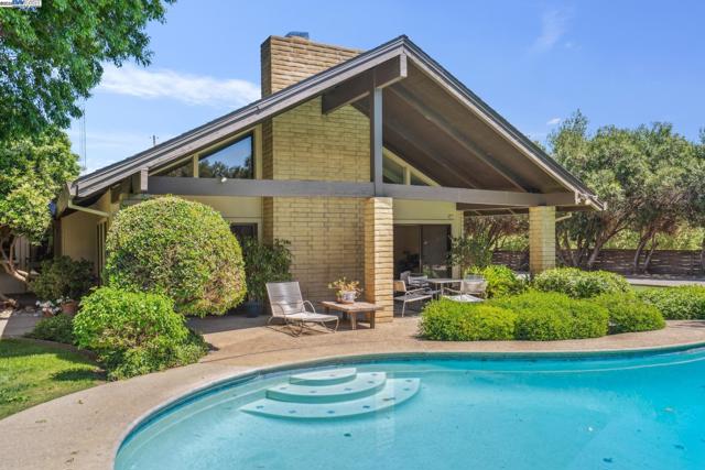 419 Burkhard Rd, Patterson CA: https://media.crmls.org/mediaz/af9e3f91-3cb4-4850-a047-860ac82ada80.jpg