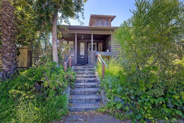 1224 27th, San Diego, California 92102, 2 Bedrooms Bedrooms, ,1 BathroomBathrooms,Single Family Residence,For Sale,27th,240008957SD