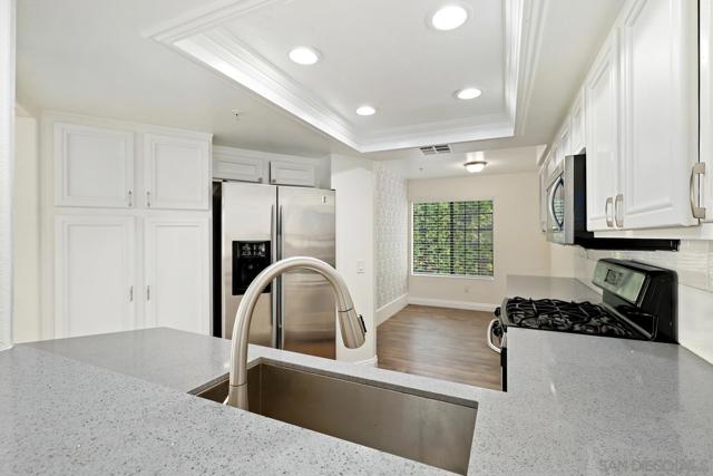 Image 5 of 26 For 190 Bautista Ct  89