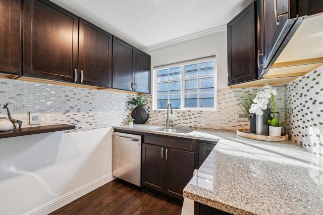 424 5th Avenue, Redwood City CA: https://media.crmls.org/mediaz/af9f38de-6a8d-46f7-9e66-2472d782ecde.jpg