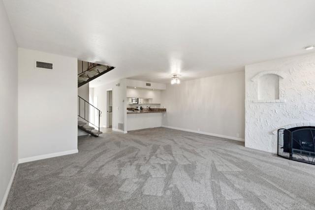 Detail Gallery Image 18 of 49 For 1915 Estrella De Mar Ct #C,  Carlsbad,  CA 92009 - 2 Beds | 2/1 Baths