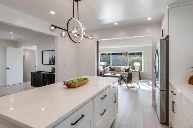 1315 Black Mountain Road, Hillsborough CA: https://media.crmls.org/mediaz/af9f5843-8b0e-4b62-9933-6d19d2c775c5.jpg