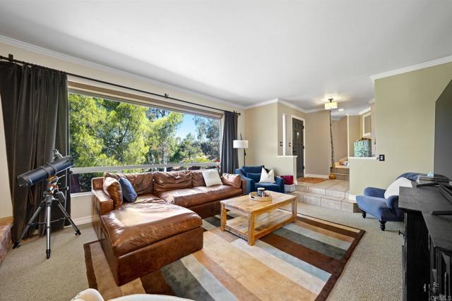 Detail Gallery Image 8 of 73 For 2740 via Dieguenos, Alpine,  CA 91901 - 5 Beds | 3/1 Baths