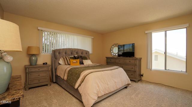 Detail Gallery Image 16 of 36 For 398 Day Rd, Ventura,  CA 93003 - 5 Beds | 2/1 Baths