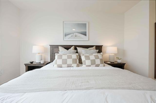 Detail Gallery Image 24 of 43 For 100 Evergreen Ave #3,  Imperial Beach,  CA 91932 - 2 Beds | 2/1 Baths