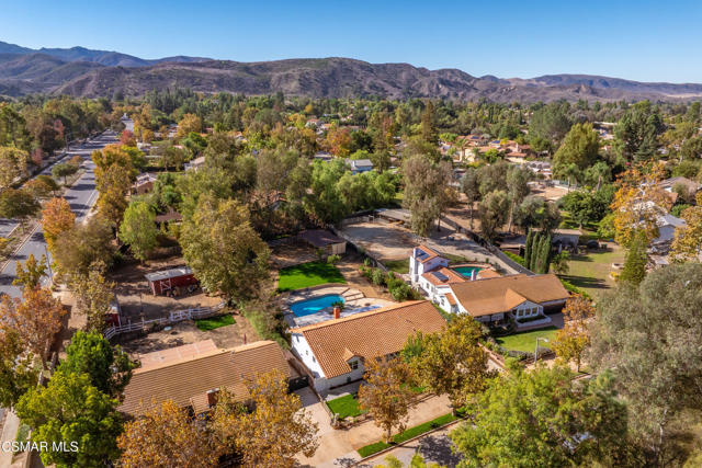 952 Carefree Drive, Simi Valley CA: https://media.crmls.org/mediaz/afa0f3e3-eed8-4f78-83ee-847612ade136.jpg