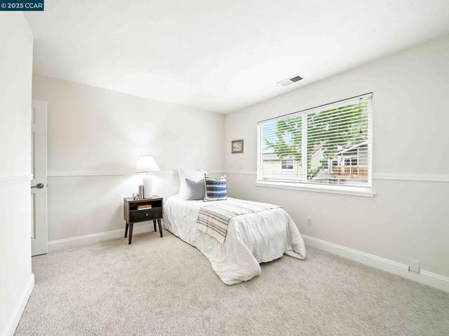 218 Jewel Ter, Danville CA: https://media.crmls.org/mediaz/afa195ee-f402-45b7-8569-6f267593bd13.jpg