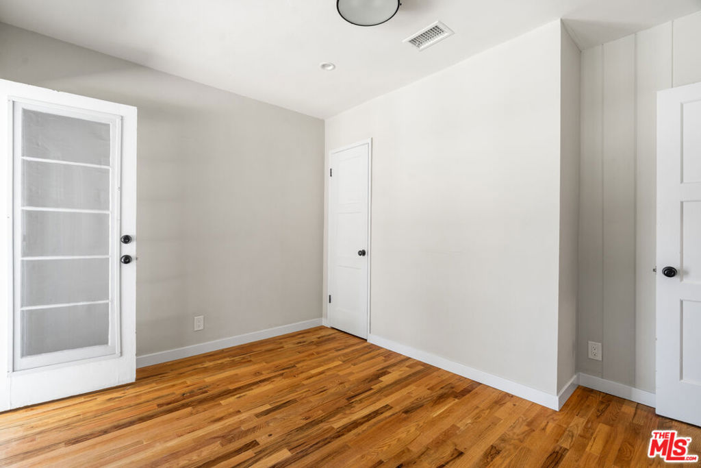 MLS #25616943 image #21