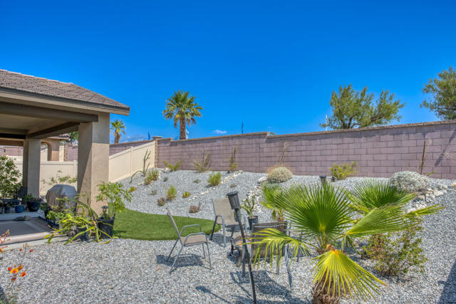 62742 N Crescent Street, Desert Hot Springs CA: https://media.crmls.org/mediaz/afa1bfcf-0467-4086-a585-d35460e3cf19.jpg