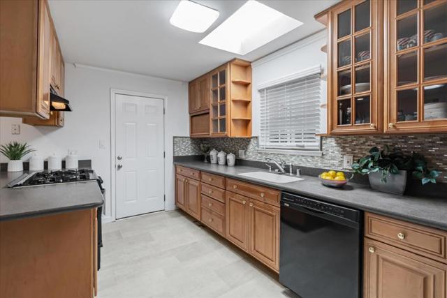 751 San Pablo Drive, Mountain View CA: https://media.crmls.org/mediaz/afa1da61-103d-4d34-8593-d753e2def1e6.jpg