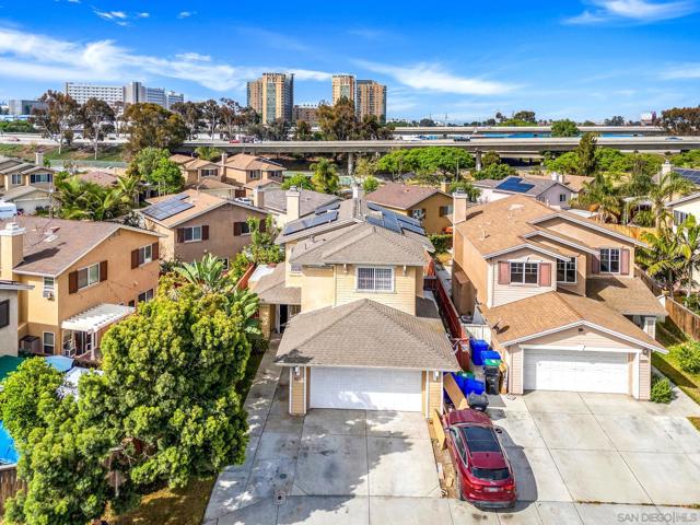 3585 Acacia St, San Diego CA: https://media.crmls.org/mediaz/afa27122-0b40-480e-a7e8-5ddf0b7edf31.jpg