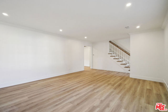 23681 Cavanaugh Road, Lake Forest CA: https://media.crmls.org/mediaz/afa2bcf0-4b65-4105-b6da-8e7dc372e86a.jpg