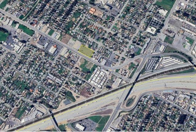 1950 N Mount Vernon Avenue, San Bernardino CA: https://media.crmls.org/mediaz/afa36a50-0a2b-4488-a732-5b88db3c9620.jpg