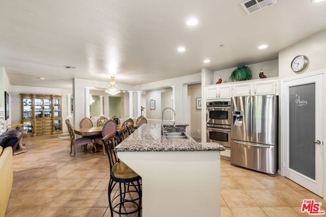 850 Ventana, Palm Springs, CA 92262