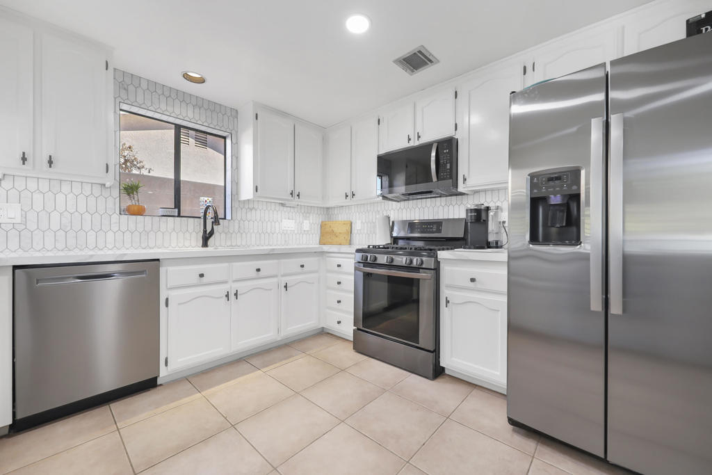 MLS #219138008DA image #10